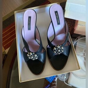 SERGIO ROSSI Pearl Embellished Leather Mule Sandals - SIZE 9